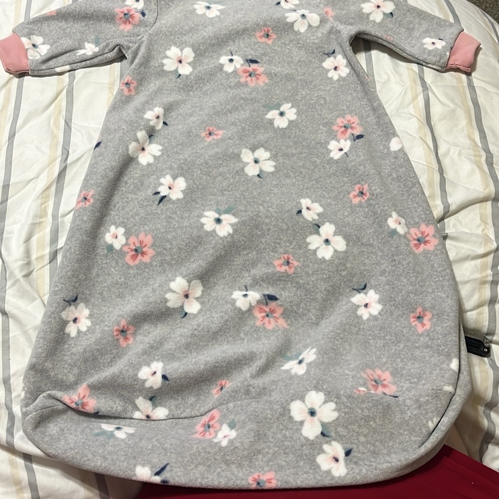 Carter’s Girl Sleepsack - Picture 6 of 6